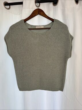 Moon & Madison Olive Knit Boxy Crewneck Short Sleeve Sweater